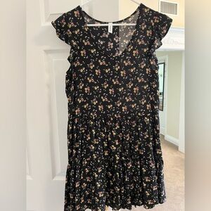 Elegant Floral Black Dress with Ruffle Detail NWOT